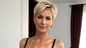 Coquine Corancez cherche du sexe régulier 