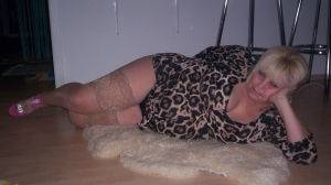 Coquine Ouanary veux du sexe rapide 