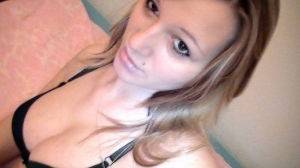 Salope Pressac cherche du sexe régulier 