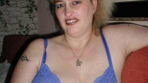 Coquine Sannes veux du sexe rapide 
